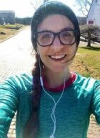 avatar of Ali Hazelwood