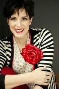avatar of Deanna Raybourn