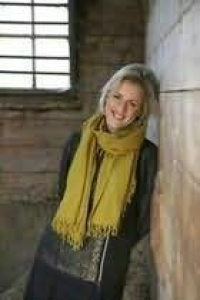 avatar of Jojo Moyes
