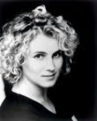 avatar of Josie Lloyd