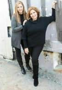 avatar of Liv Constantine