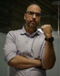 avatar of Riley Sager